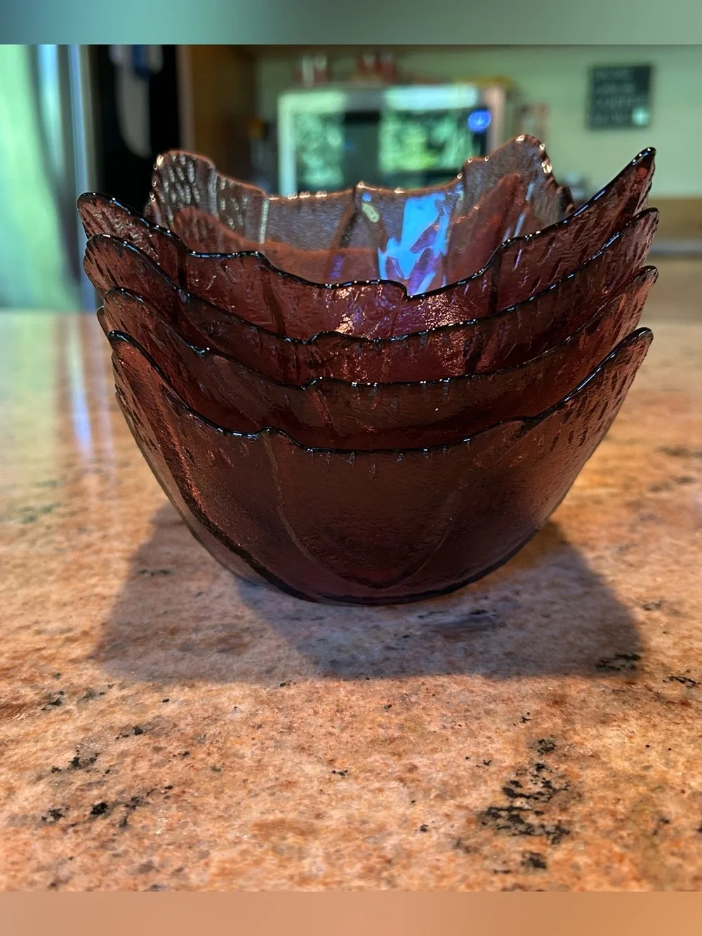 Arcoroc France (4) Set Amethyst Glass Cabbage/Sculpted Leaf Bowls 5.5”x3.5”